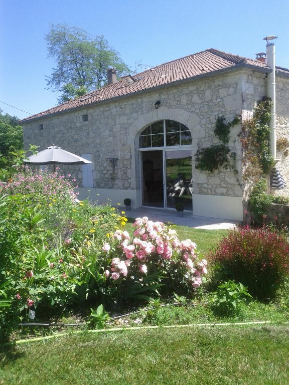 Chambres D'Hotes Domaine De La Rose Des Vents Castelnau-sur-lʼAuvignon Kamer foto